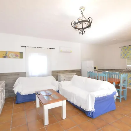 Holiday home Casa Samuel Con Piscina Comunitaria Y Porche