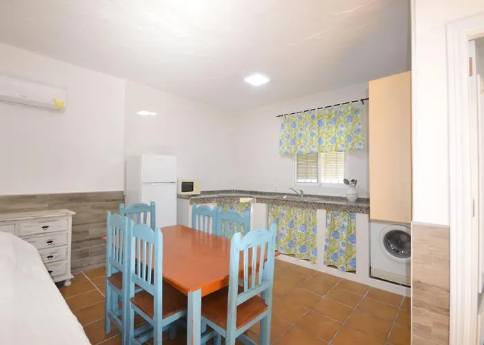 Casa Samuel Con Piscina Compartida En Complejo Rural El Mayorazgo 加的斯